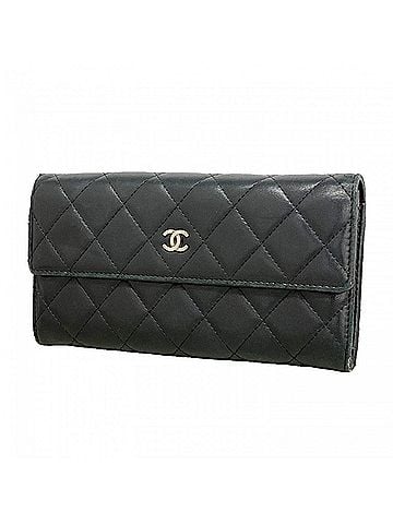 Louis Vuitton Louis Vuitton Matelassé Lambskin Long Wallet, Black, Women's (view 1)