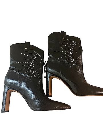 Jessica Simpson Boots (view 1)