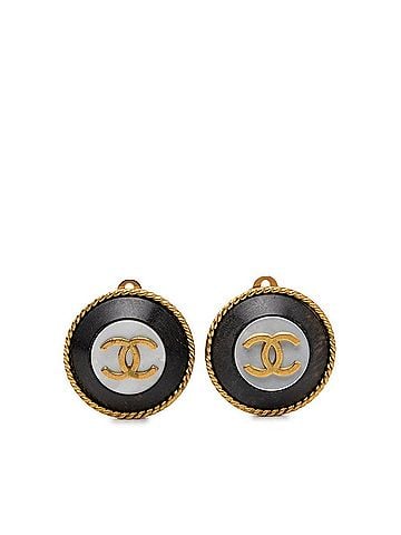 Chanel Chanel Coco Mark Vintage Round Earrings 94A Shell Gold Black Plated Women's CHANEL (view 1)
