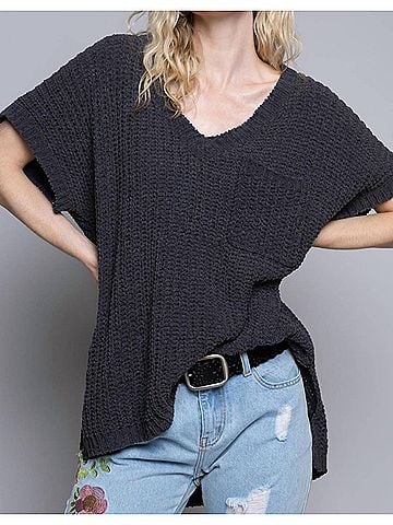 Pol High-Low Short Sleeve Chenille Sweater in Charcoal (view 2)