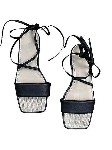 Vince. Sandals (view 1)