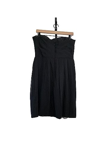 Vera Wang White Casual Dress (view 2)