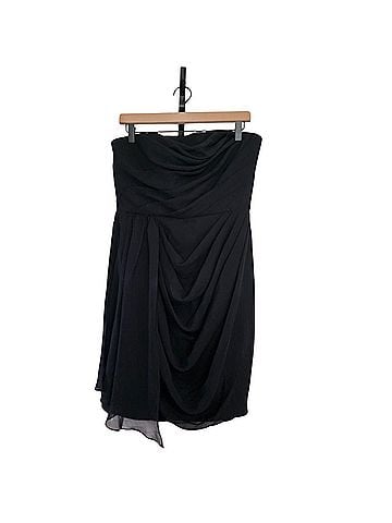 Vera Wang White Casual Dress (view 1)