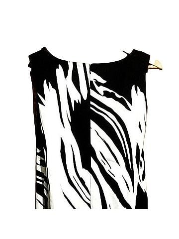Peter Nygard Casual Dress (view 2)