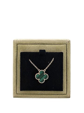 Van Cleef & Arpels Vintage Alhambra Pendant Necklace 18K Yellow Gold and Malachite (view 2)