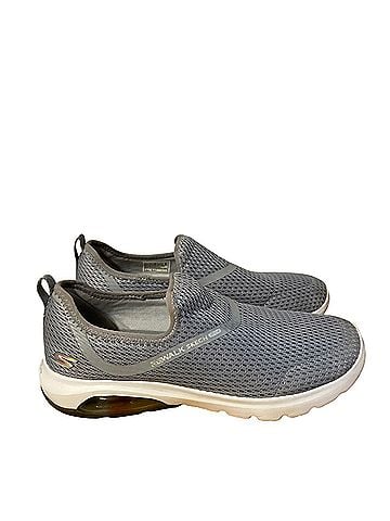 Skechers Sneakers (view 1)