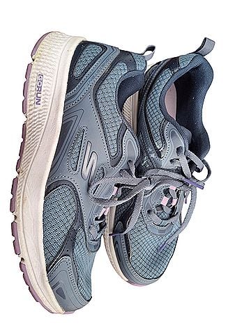 Skechers Sneakers (view 1)