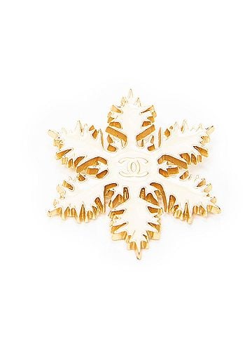 Chanel CC Snowflake Brooch (view 2)