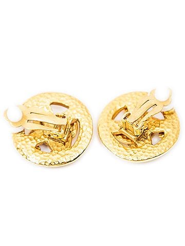Chanel CC Round Clip On Earrings (view 2)