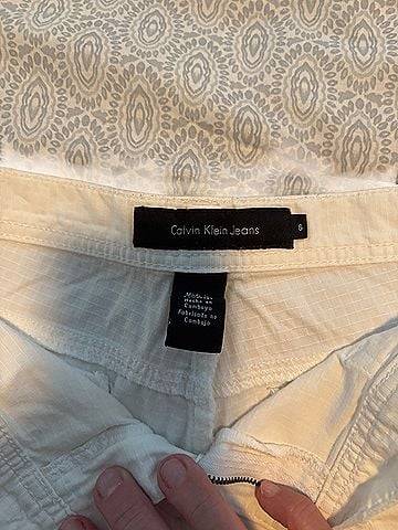 CALVIN KLEIN JEANS Dressy Shorts (view 2)