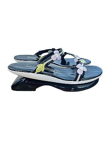 Foreign/Fare Sandals (view 2)