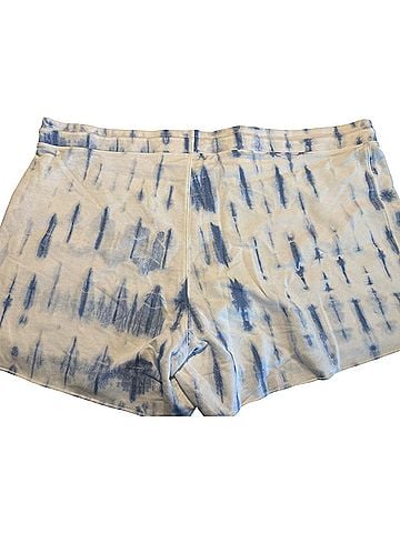Gap Shorts (view 2)