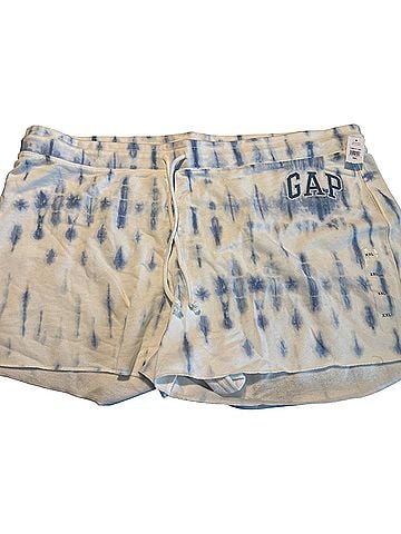 Gap Shorts (view 1)