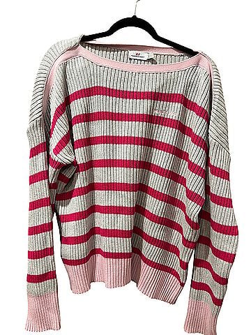 Vineyard Vines Pullover Sweater (view 1)