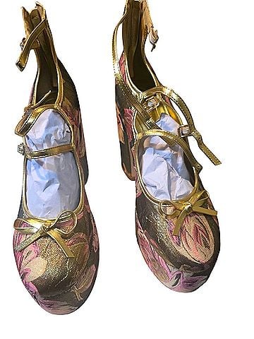 Azalea Wang Azalea Wang Heels (view 1)