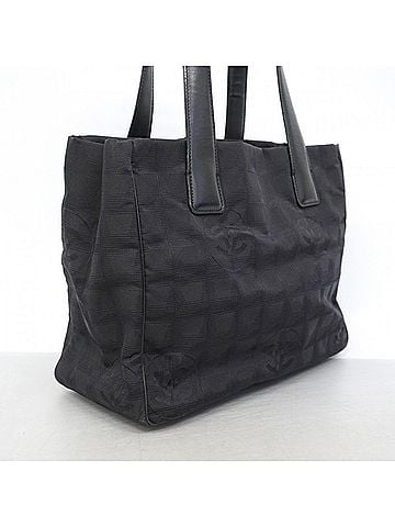 Chanel Chanel New Travel Nylon Tote Bag, Black, Women's P3297267 (view 2)