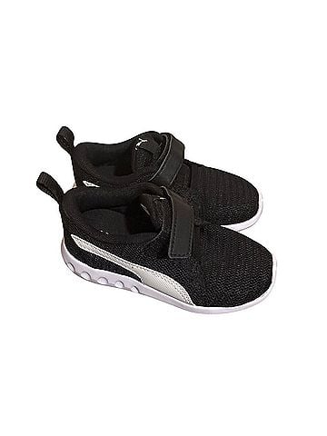 Nike Sneakers (view 2)