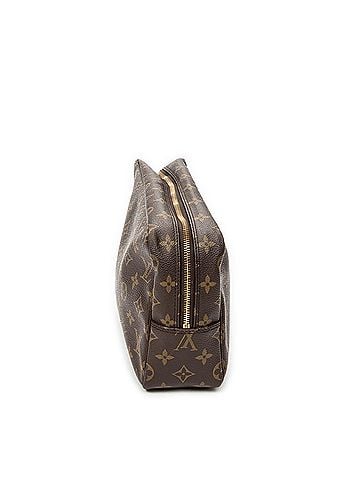 Louis Vuitton Toiletry Pouch GM (view 2)