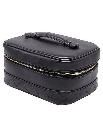 Chanel Chanel Quilted Accent Cosmetic Vanity Case Bag in Black Lamb Leather (view 2)