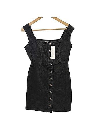 Urban Outfitters Casual Dress (view 1)
