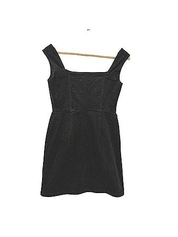 Urban Outfitters Casual Dress (view 2)