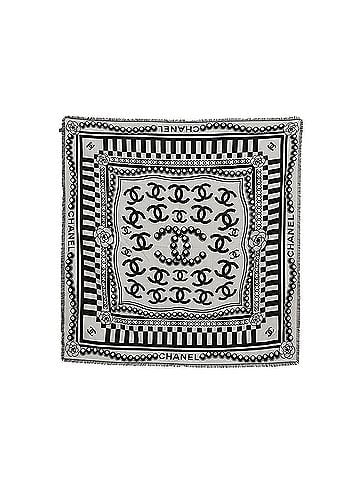 Chanel Cc Logo Scarf (view 1)