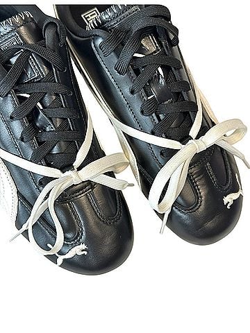 Puma Sneakers (view 2)