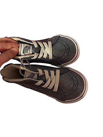 Vans Sneakers (view 2)