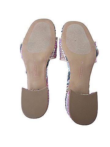 Steve Heels (view 2)