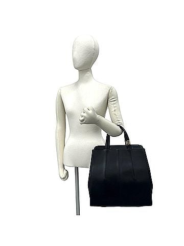 Loewe LOEWE (Loewe) Anagram Logo Motif Leather Tote Bag/Handbag, A4 Size, Black, 32093 (view 2)