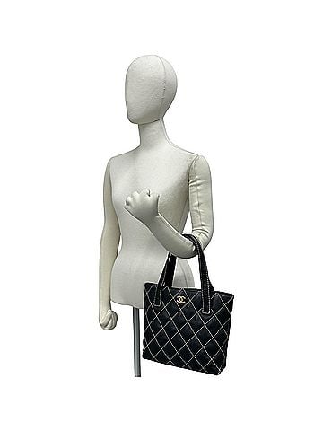 Chanel CHANEL Wild Stitch Lambskin Coco Mark Tote Bag Handbag Black 50600 (view 2)
