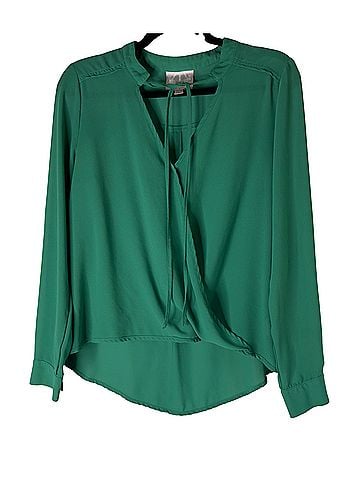 Romeo & Juliet Couture Long Sleeve Blouse (view 1)