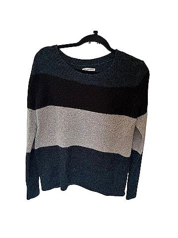 American Eagle Outfitters Pullover Sweater (view 1)