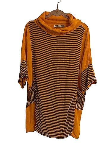 Papillon Short Sleeve Blouse (view 1)