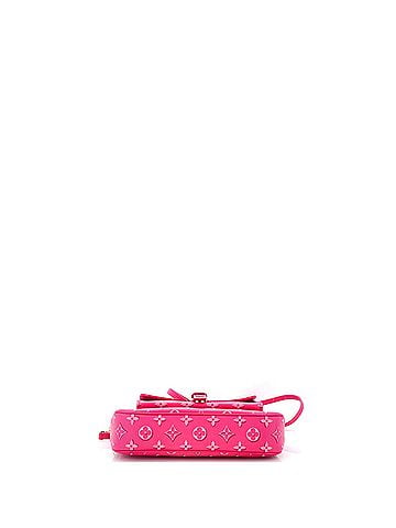 Louis Vuitton Maxi Multi Pochette Accessoires Fall for You Monogram Canvas (view 2)