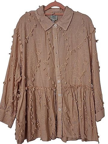 Jaded Gypsy Boho Beige Peplum Button-Front Top Long Sleeve T-Shirt (view 1)