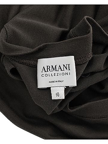 Giorgio Armani Armani Collezioni Crewneck T-shirt in Green olive Viscose (view 2)