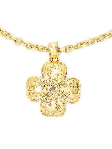 Chanel CC Clover Pendant Necklace (view 2)