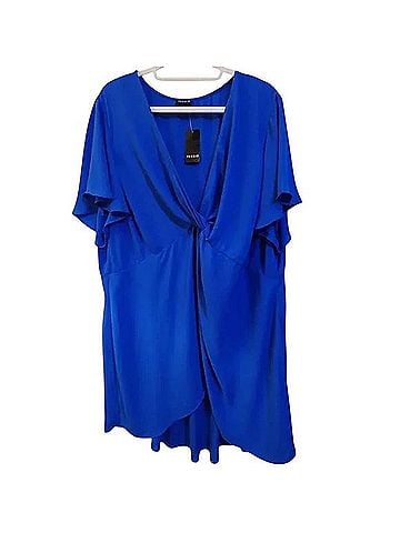 Torrid Georgette Twist Front Babydoll Dress Casual Dress (view 1)