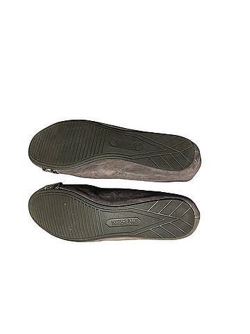 Kenneth Cole REACTION Flats (view 2)