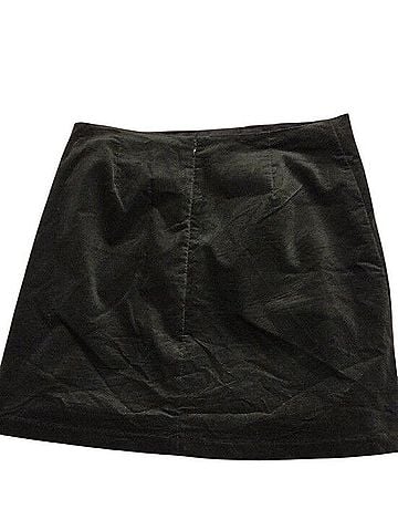 Banana Republic Button-Front Green Velvet Like Mini Skirt Casual Skirt (view 2)