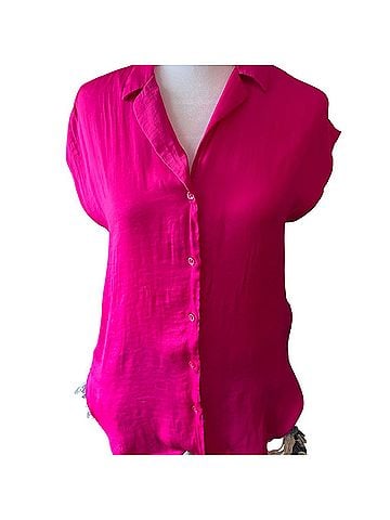 Nine West Short Sleeve Button-Down Shirt (view 1)