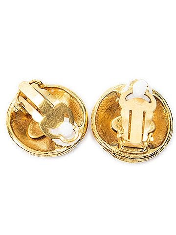Chanel CC Round Clip On Earrings (view 2)