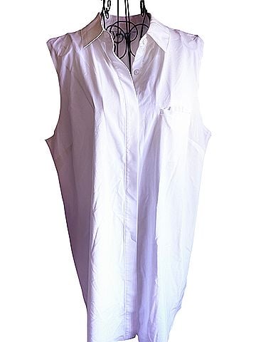 Athleta Sleeveless Button-Down Shirt (view 1)