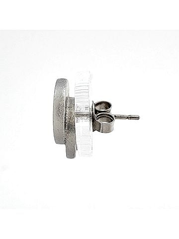 Chanel Chanel earrings, round shape, silver plated, silver, for women. (view 2)