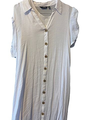 Aeropostale Short Sleeve T-Shirt (view 1)