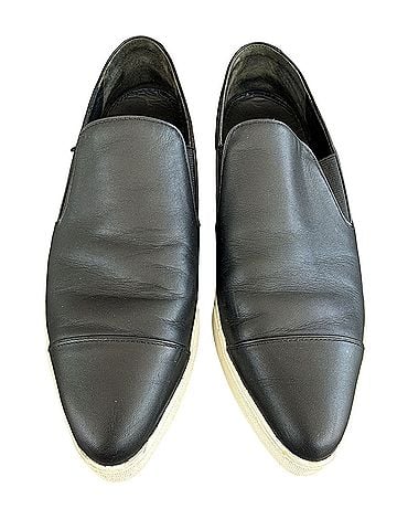 Vince. Flats (view 1)