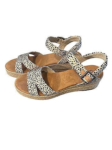 TOMS Sandals (view 2)