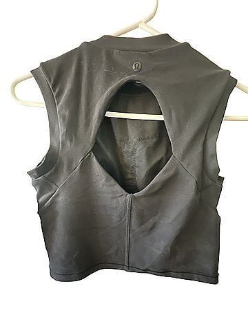 Lululemon Athletica Sleeveless T-Shirt (view 2)