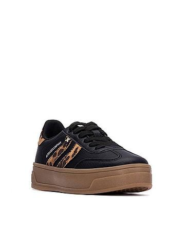 XTI Women's 144585 Round Toe Sneakers (view 2)
